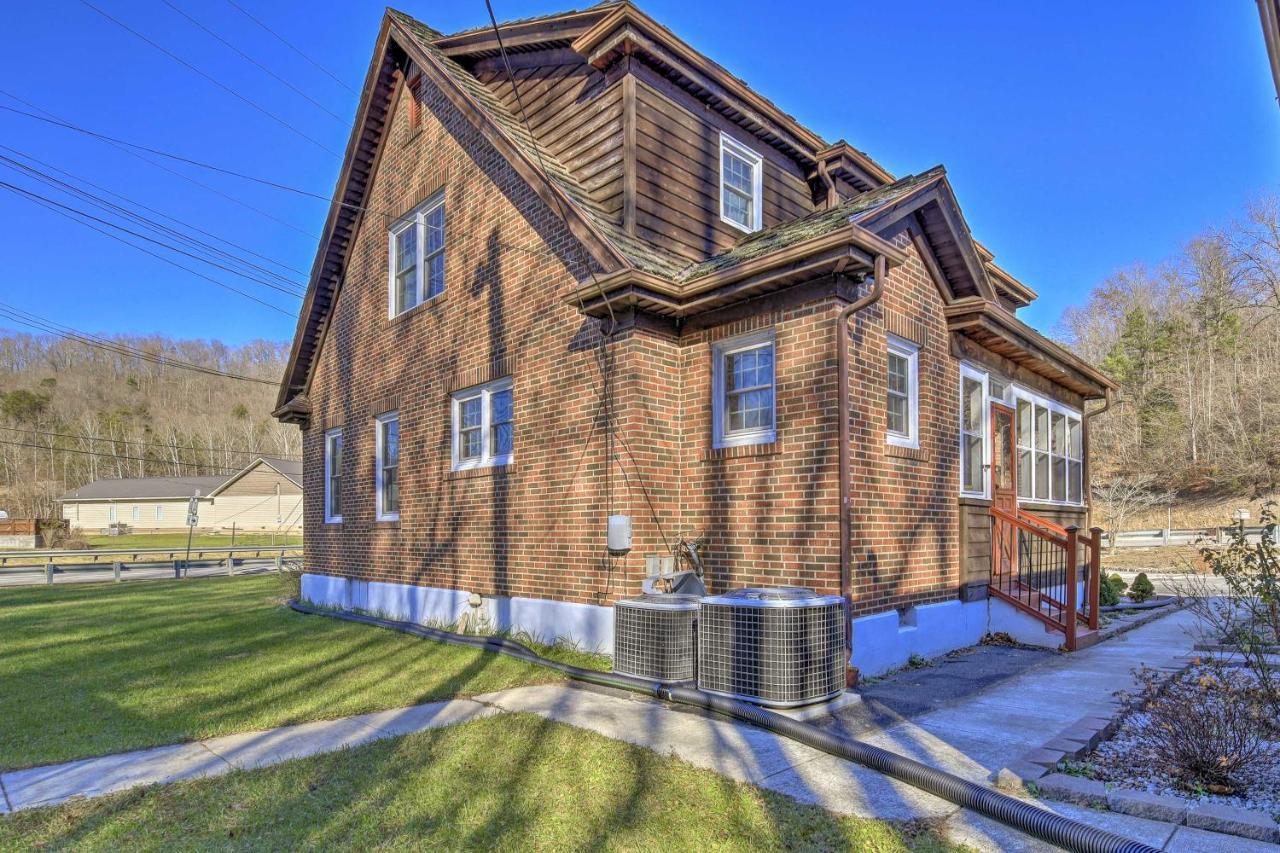 Homeplace With Yard - 10 Mi To Jenny Wiley! Paintsville ภายนอก รูปภาพ